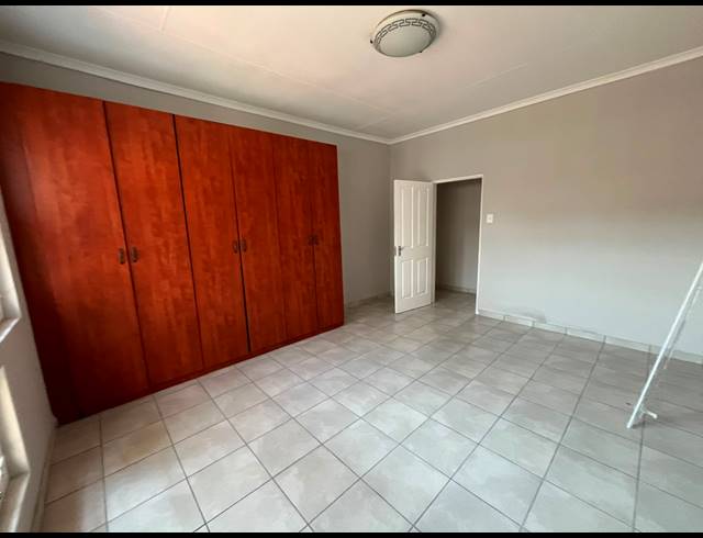 9 BEDROOM HOUSE FOR SALE IN DALVIEW